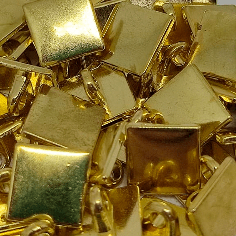 Botão Metal Pezinho - Modinha - Quadrado - Dourado - Tam 22"/13,97mm - C/50und - Cód PMT13990