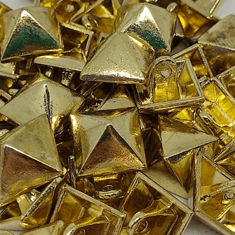Botão Metal Pezinho - Modinha - Triângulo Pontiagudo - Dourado - Tam 24"/15,24mm - C/50und - Cód PMT24990